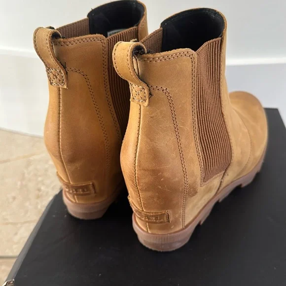 Sorel Joan of Arctic™ Wedge II Chelsea Boot Camel Brown - Picture 13 of 16